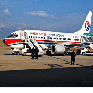 福州航空空运航空快运业稳步发展的原因是什么？